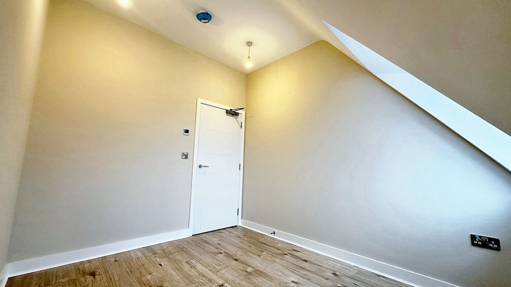 Additional image 8 of Apartment 9, Whittle House, 19 Warwick Street