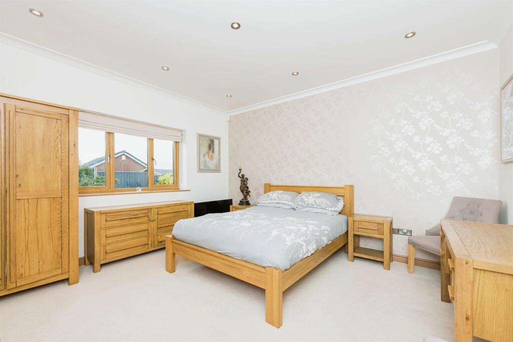 Additional image 14 of Knowle Hill, Hurley, ATHERSTONE