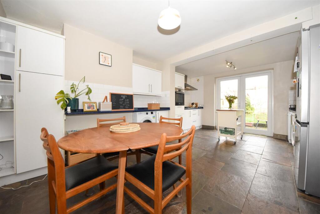 Additional image 3 of Montague Road, Warwick