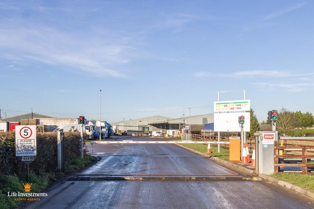 Additional image 3 of Straight Mile, CV23