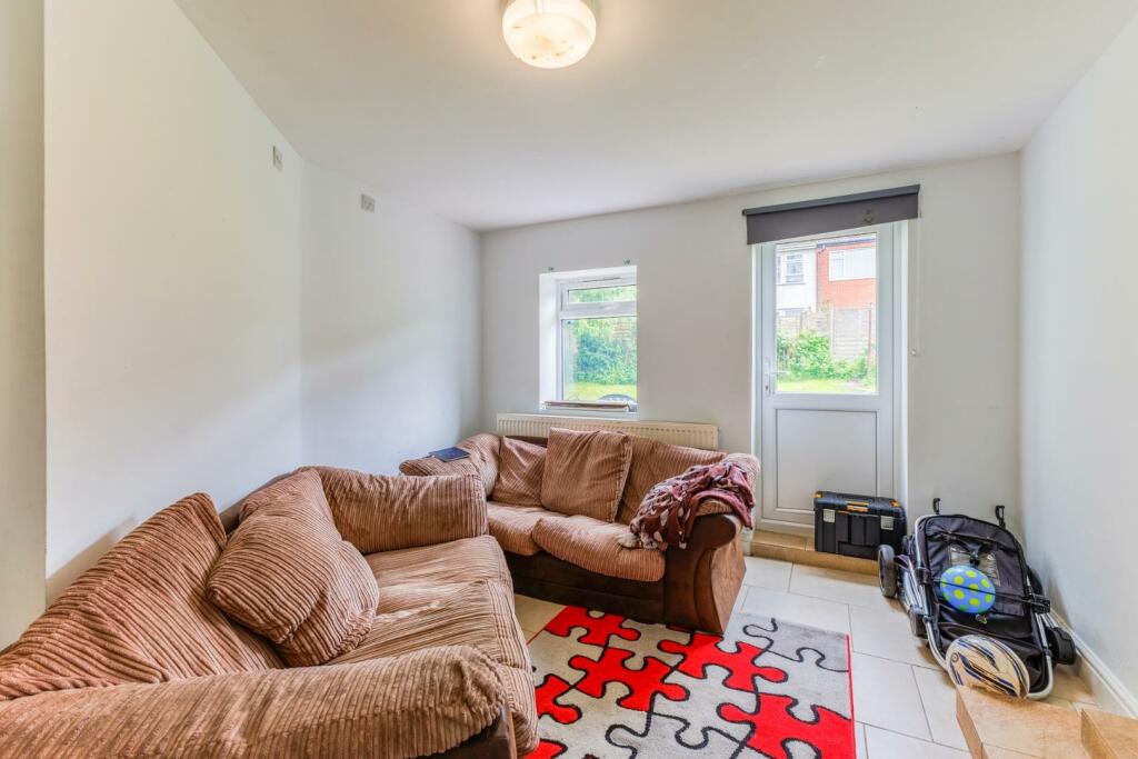 Additional image 16 of Founder Close, Coventry