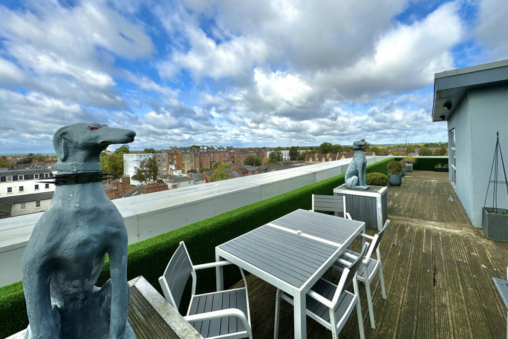 Additional image 18 of Clarendon Avenue, Leamington Spa, Large Penthouse & Roof Terrace