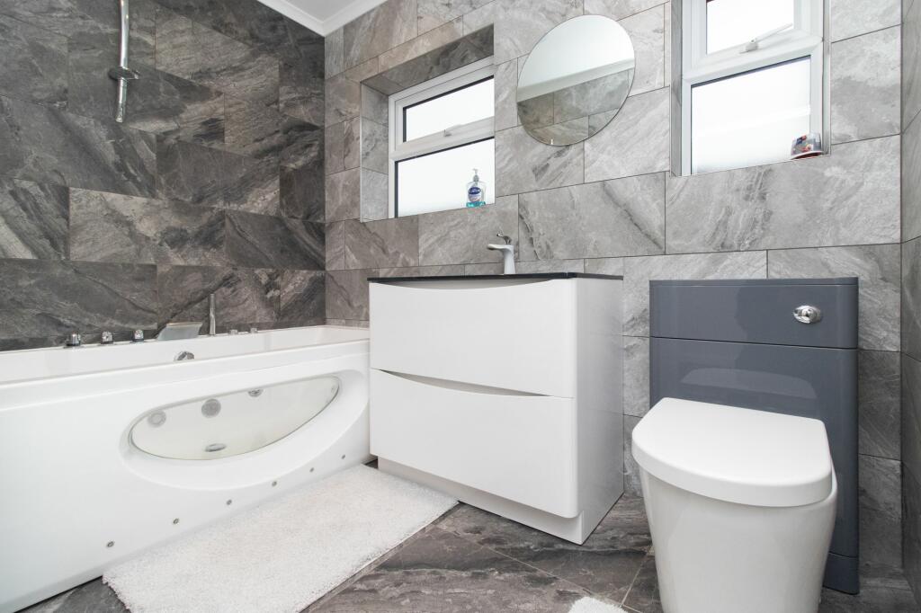 Additional image 8 of Victor Avenue, Cliftonville, CT9