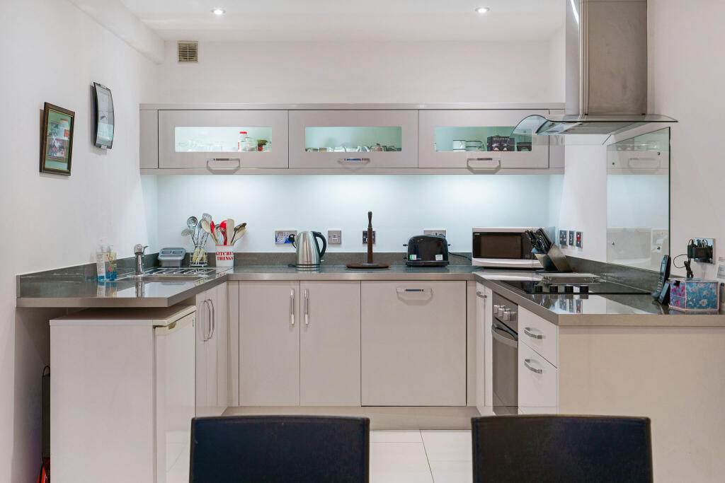 Additional image 6 of Ely Street, Stratford-Upon-Avon, CV37