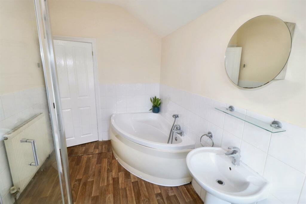 Additional image 11 of Clinton Lane, Kenilworth