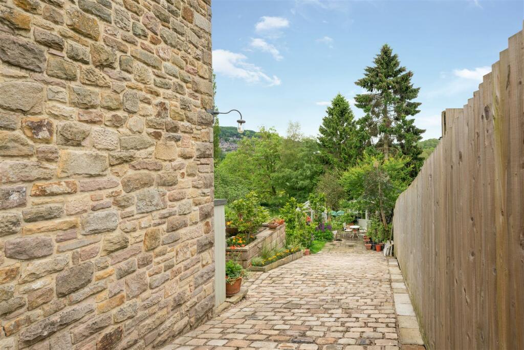 Additional image 66 of Baslow Cottage, Aston Lane, Oker, DE4 2JP