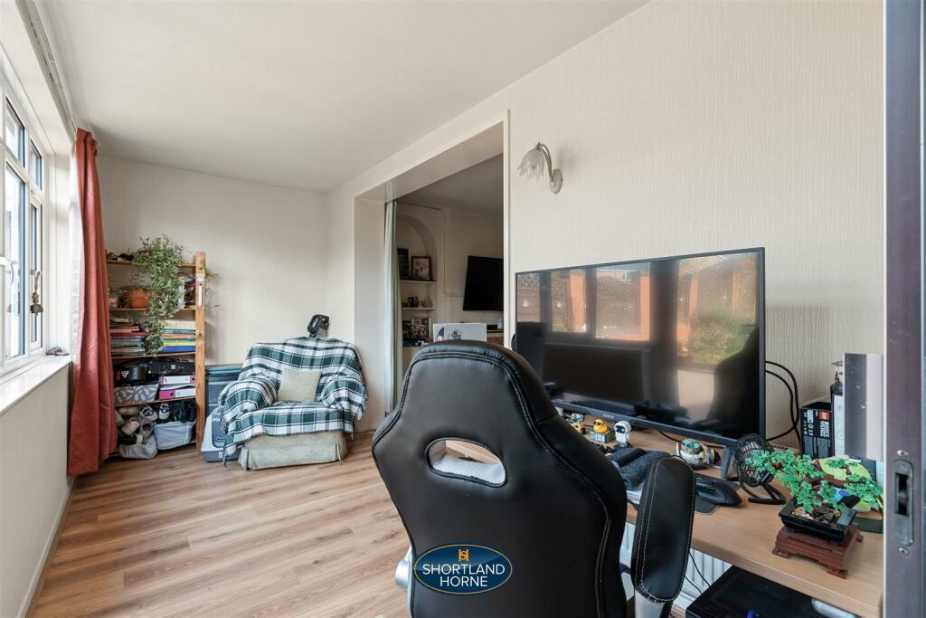 Additional image 6 of Knoll Drive, Styvechale, Coventry