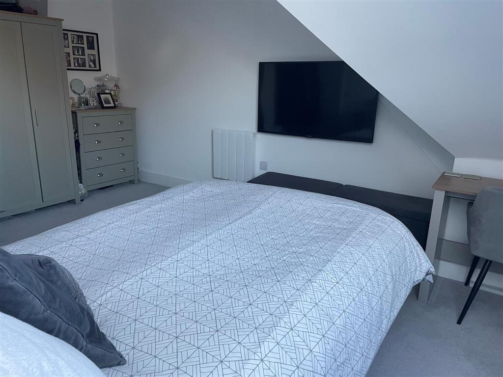 Additional image 12 of Manor Gardens, New Ash Green