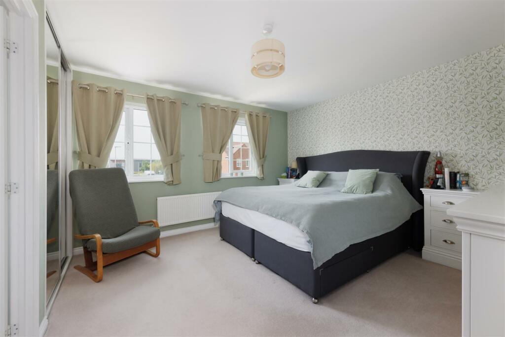 Additional image 14 of Brackley Crescent, Warwick