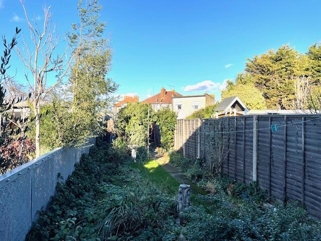 Additional image 8 of Ingleton Avenue, Welling, Kent, DA16