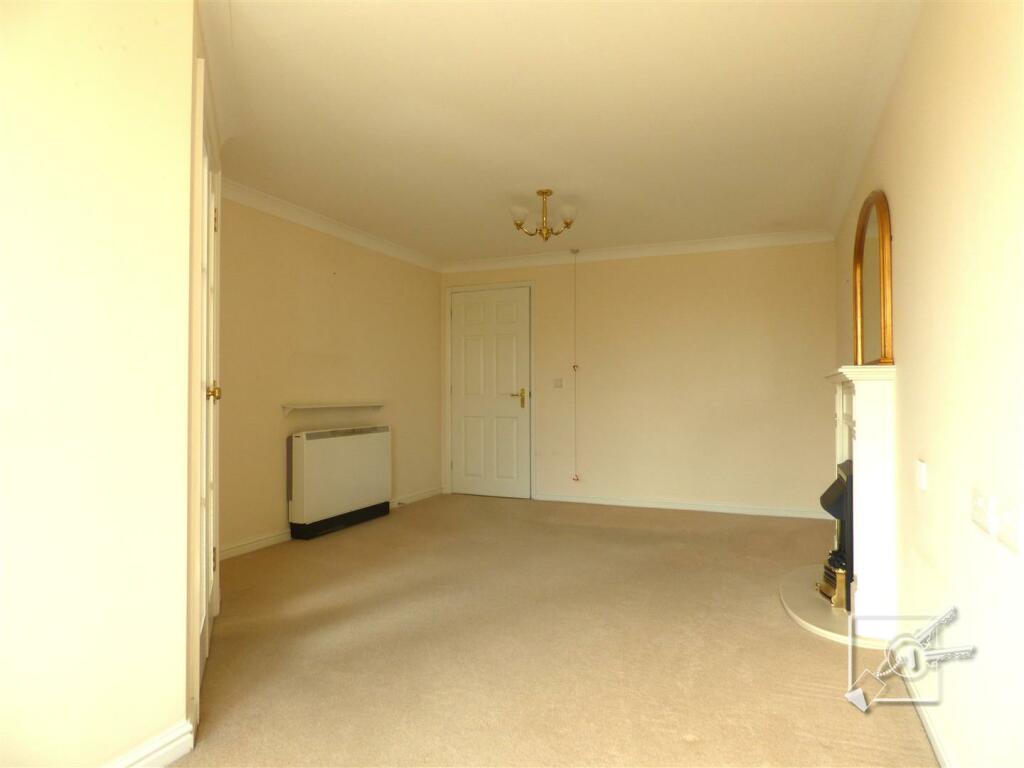 Additional image 15 of Glen View, Gravesend