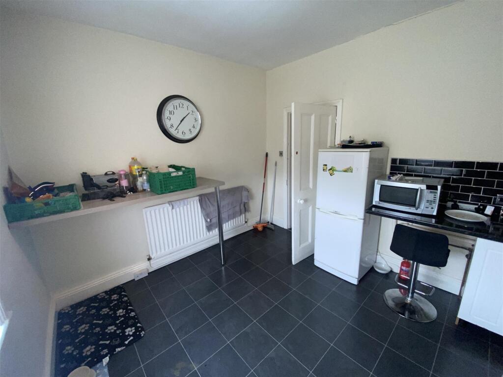 Additional image 6 of Retail, Houghton le Spring, Tyne and Wear