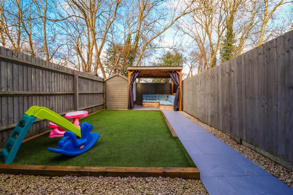 Additional image 20 of Meadow Drive, Long Itchington, Southam