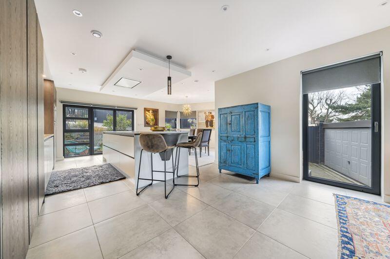 Additional image 5 of Hill Crescent, Bexley