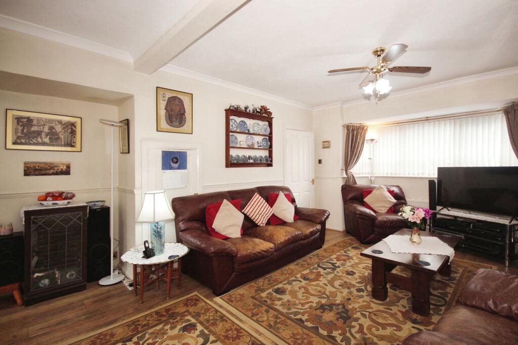 Additional image 16 of Newburgh Crescent, Warwick, Warwickshire, CV34