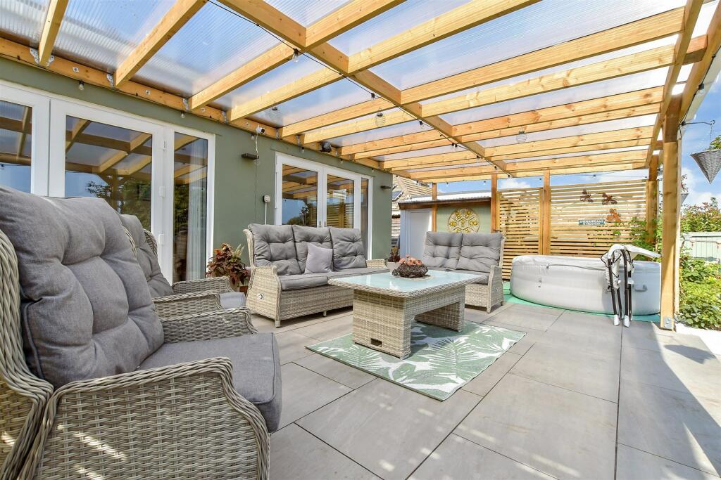 Additional image 17 of Clarence Avenue, Palm Bay, Margate, Kent