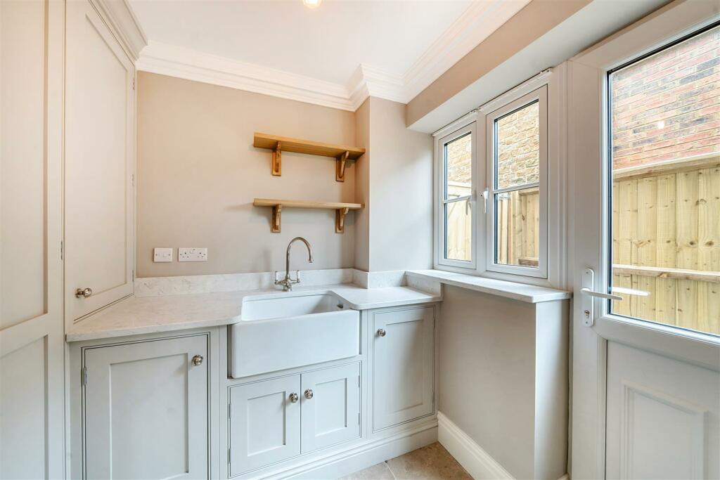 Additional image 7 of Roebuck Court, Off Southam Road, Priors Marston, CV47