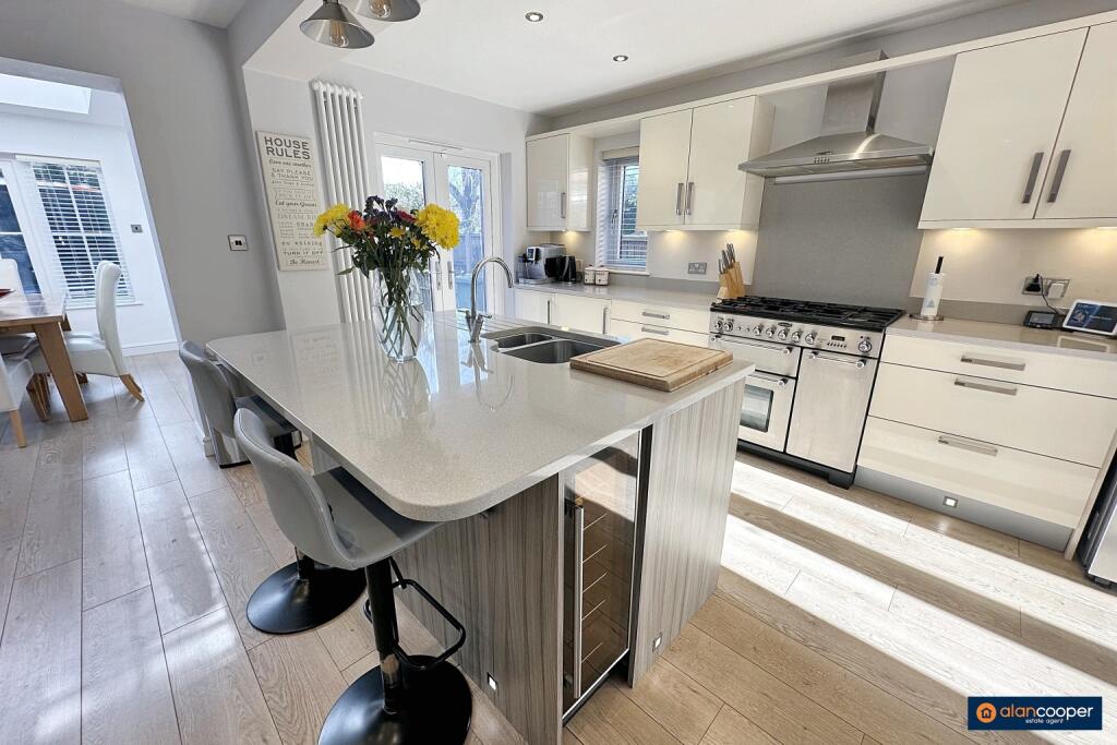 Additional image 8 of Dorcas Close, Thornhill, Nuneaton, CV11 6XL