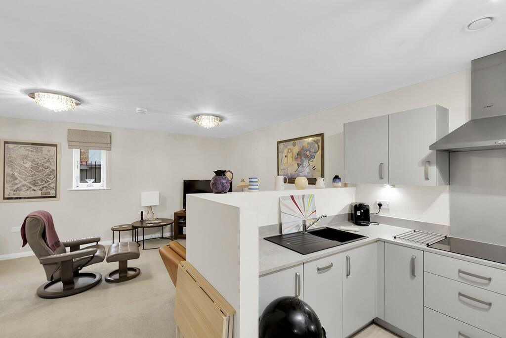 Additional image 7 of 10 Roman Court, 63 Wheelock Street