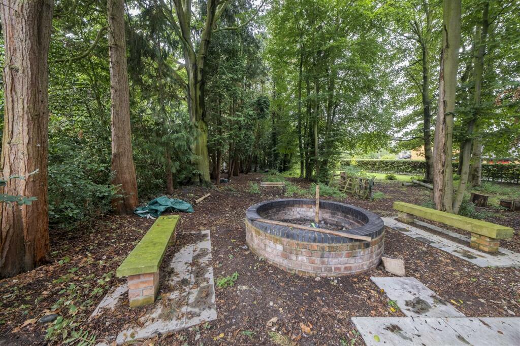 Additional image 57 of Park Lane, Hartford, Cheshire