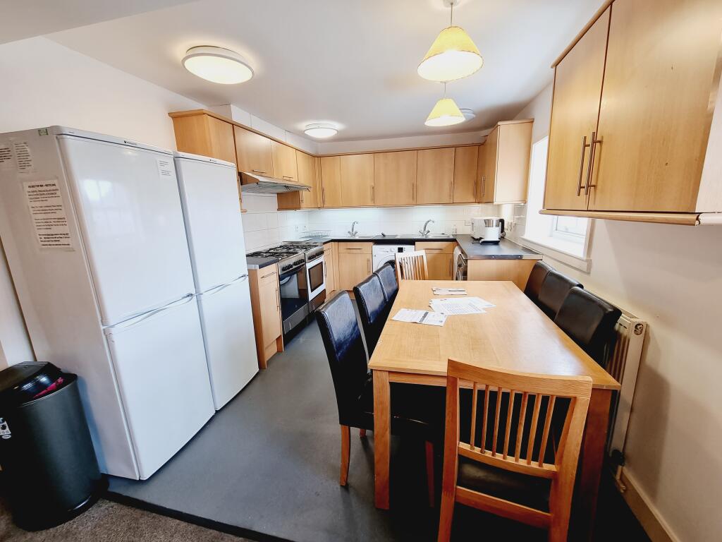 Additional image 7 of Flat 2, 131-135 Regent Street, Leamington Spa