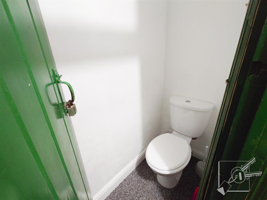 Additional image 9 of Echo Square, Gravesend