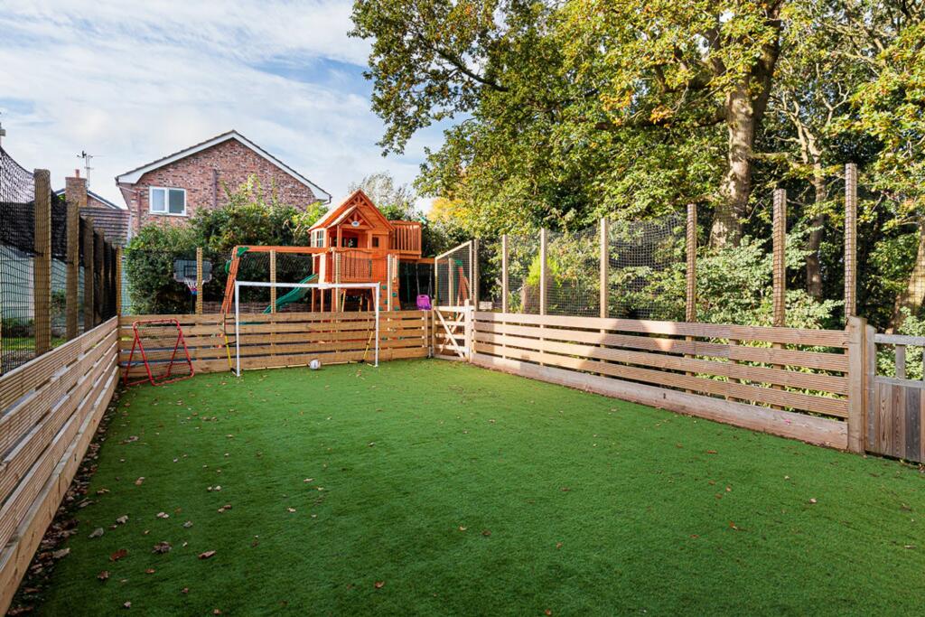 Additional image 28 of Brockhurst Way, Northwich, CW9