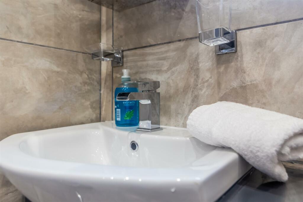 Additional image 37 of Musgrave Gardens, Durham