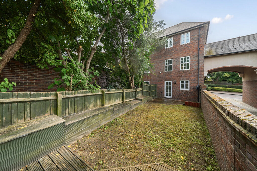 Additional image 6 of Ingress Park Avenue, Greenhithe, Kent