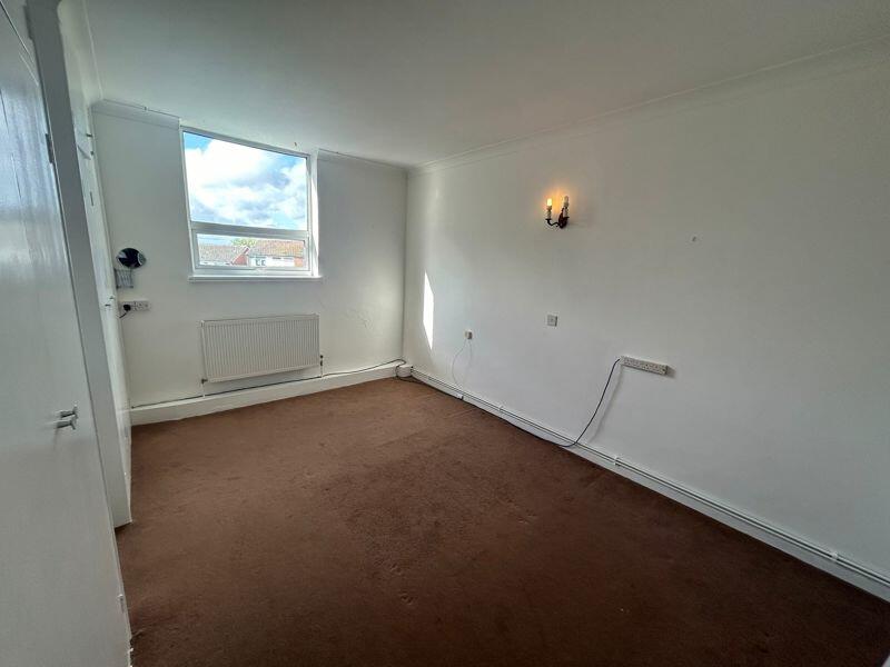 Additional image 9 of Theaker House, Gorringe Avenue, South Darenth