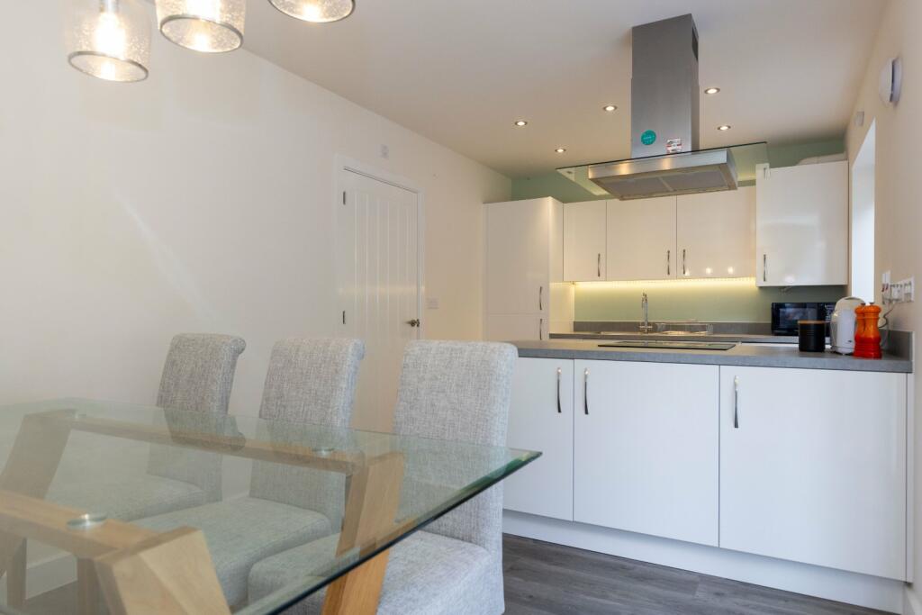 Additional image 5 of Harris Way, Kenilworth, Warwickshire, CV8