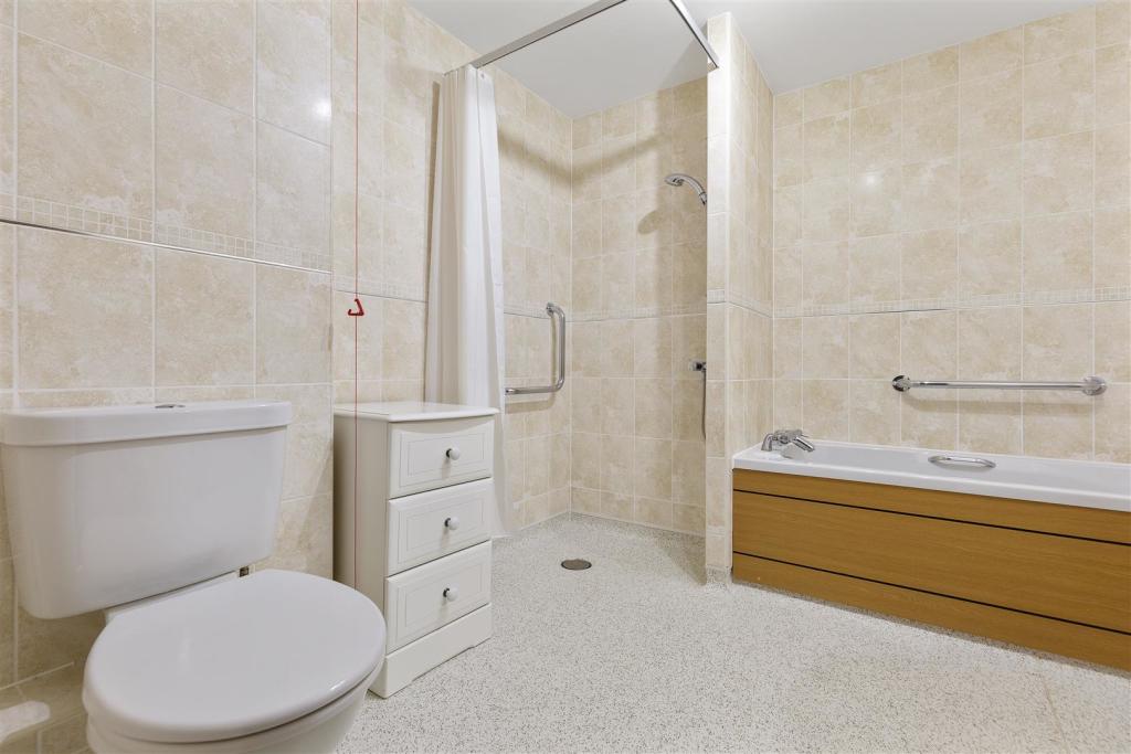 Additional image 9 of Wilton Court, Southbank Road, Kenilworth, CV8 1RX