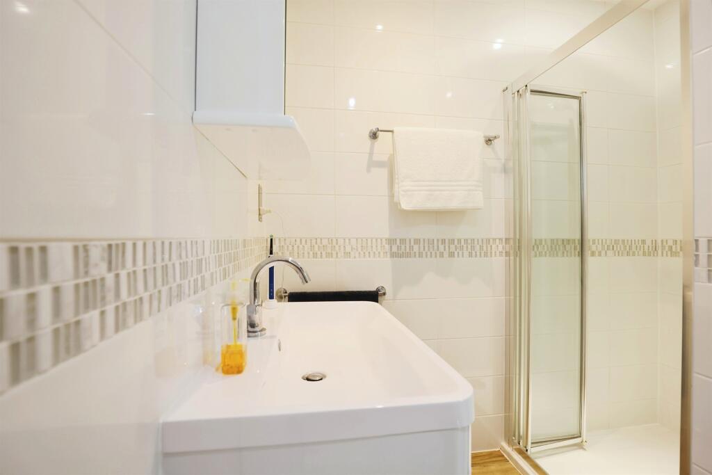 Additional image 6 of Avenue Road, Stratford-Upon-Avon