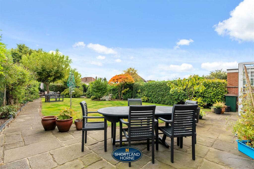 Additional image 31 of Knoll Drive, Styvechale, Coventry