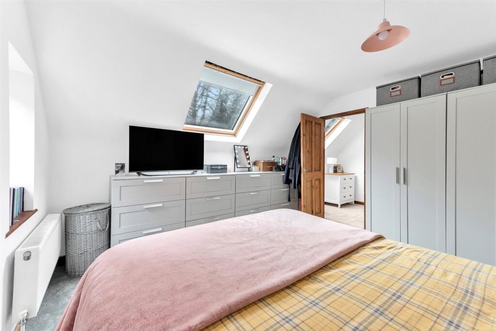 Additional image 15 of Meadow Lane, Meopham, Kent, DA13