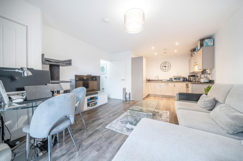 Additional image 9 of Eastern Avenue, Western Cross, Ebbsfleet Valley, DA10