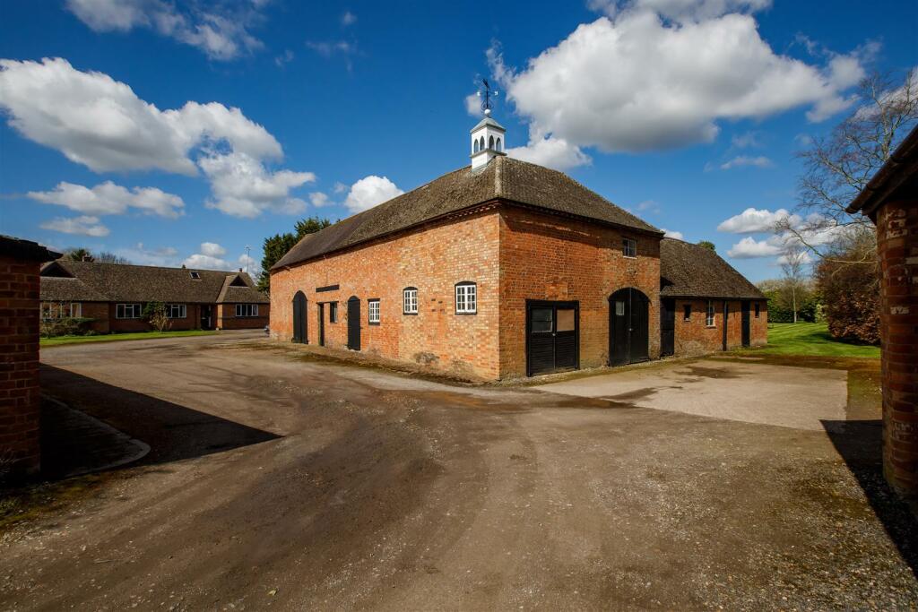 Additional image 6 of Banbury Road, Ladbroke, Southam