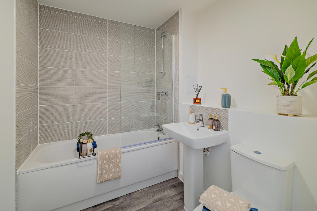 Additional image 8 of Crete Hall Road,
Northfleet,
Gravesend,
DA11 9AA