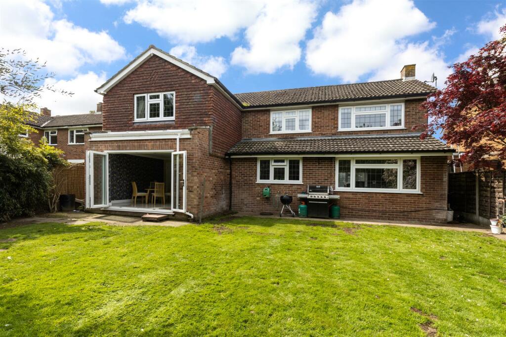 Additional image 10 of Cob Drive, Shorne,
