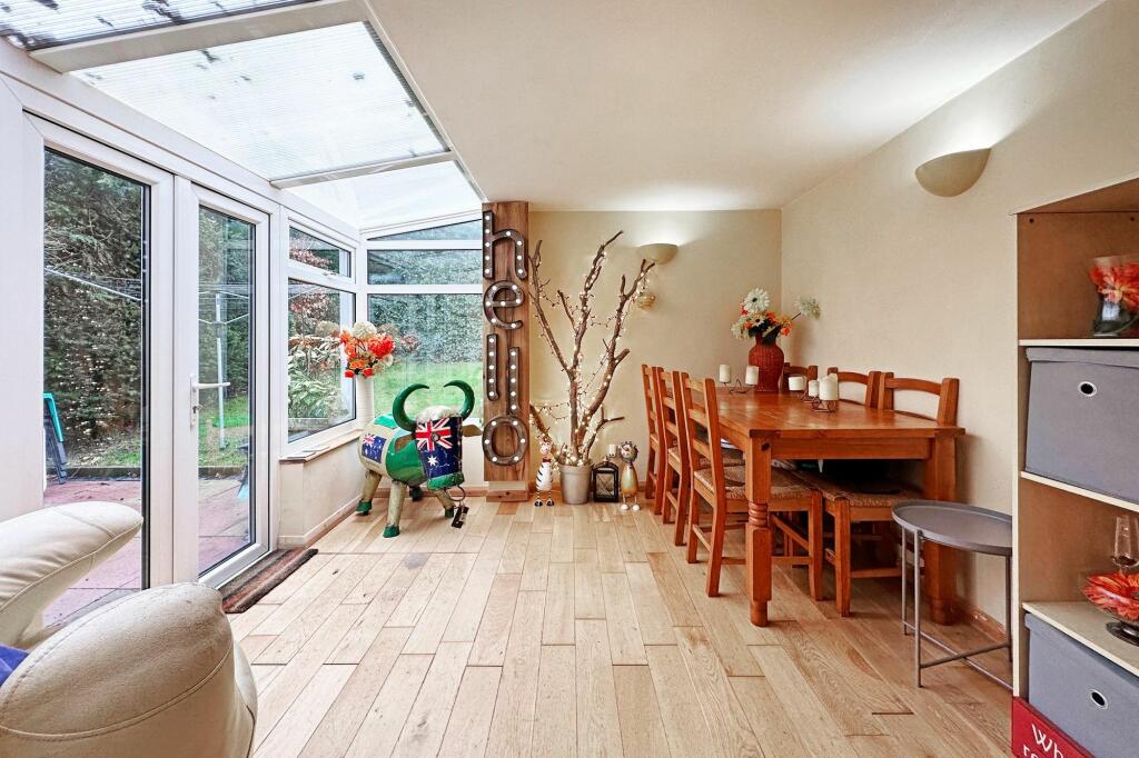 Additional image 4 of Whitnash Close, Balsall Common, CV7