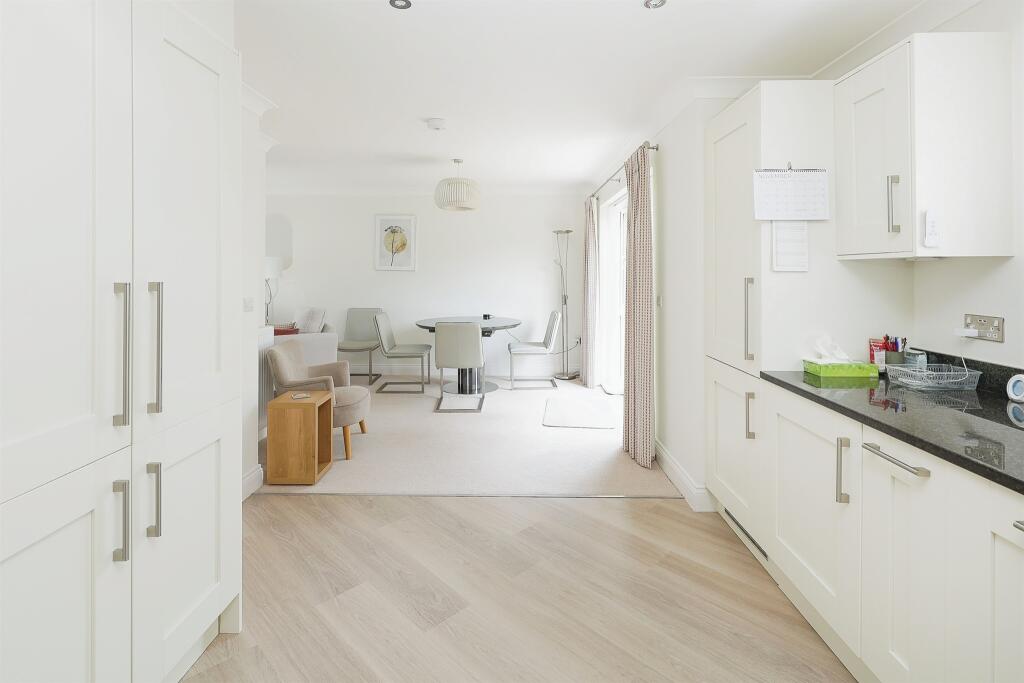 Additional image 5 of Albany Lane, Balsall Common, Coventry