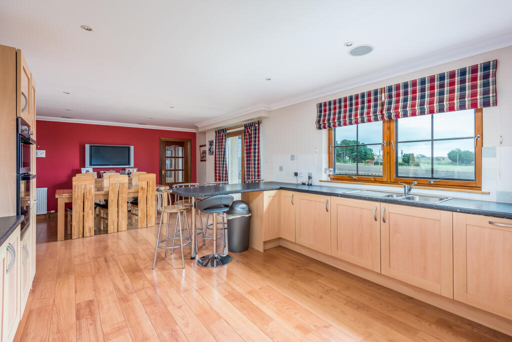 Additional image 4 of Hillside, Montrose, DD10