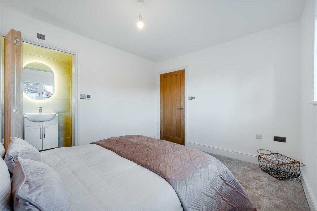 Additional image 15 of New Home - High Specification