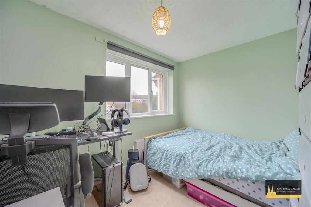 Additional image 13 of Larkin Grove, Walsgrave, Coventry * CUL-DE-SAC LOCATION *