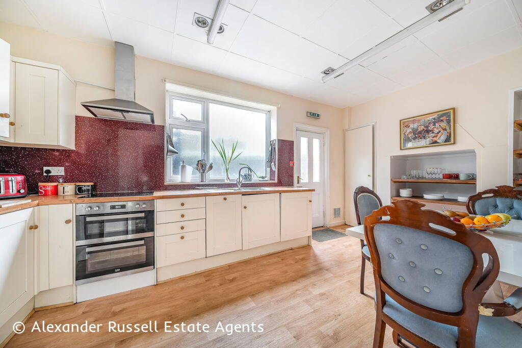 Additional image 9 of Beach Houses, Royal Crescent, Margate, CT9