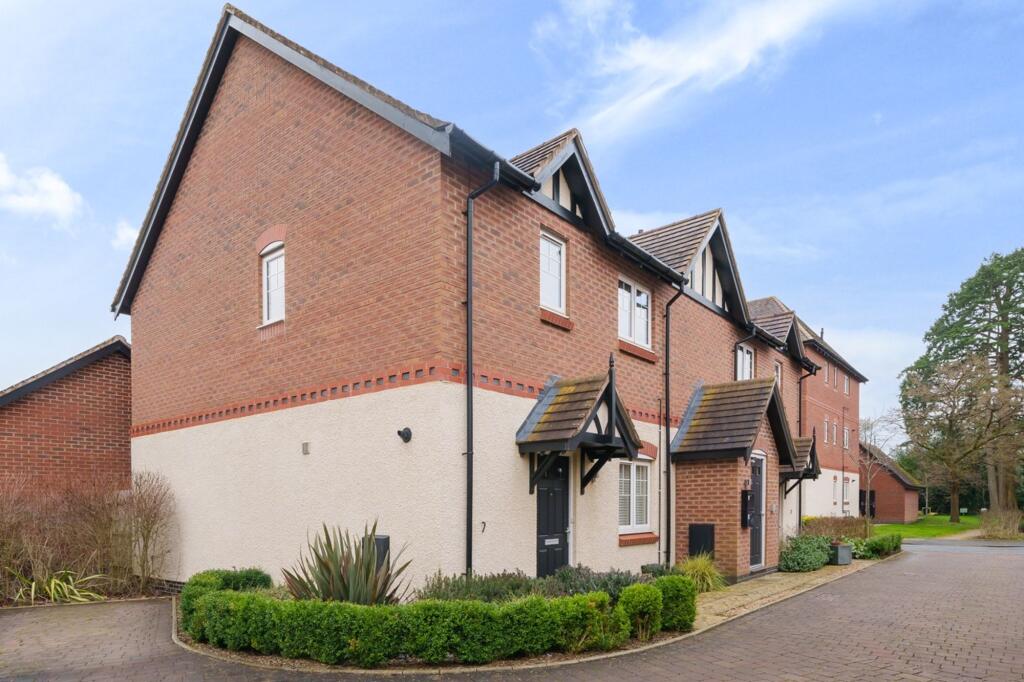 Stylish One Bed Apartment in Balsall Common - A Must View!
