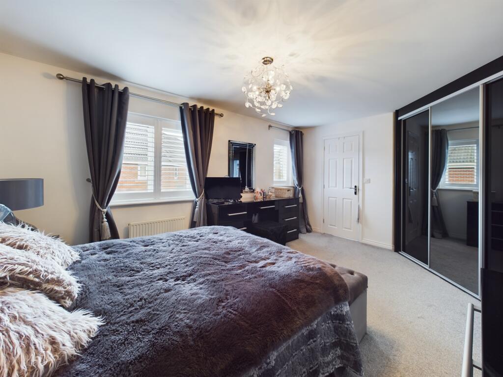 Additional image 8 of Persian Close, City Point