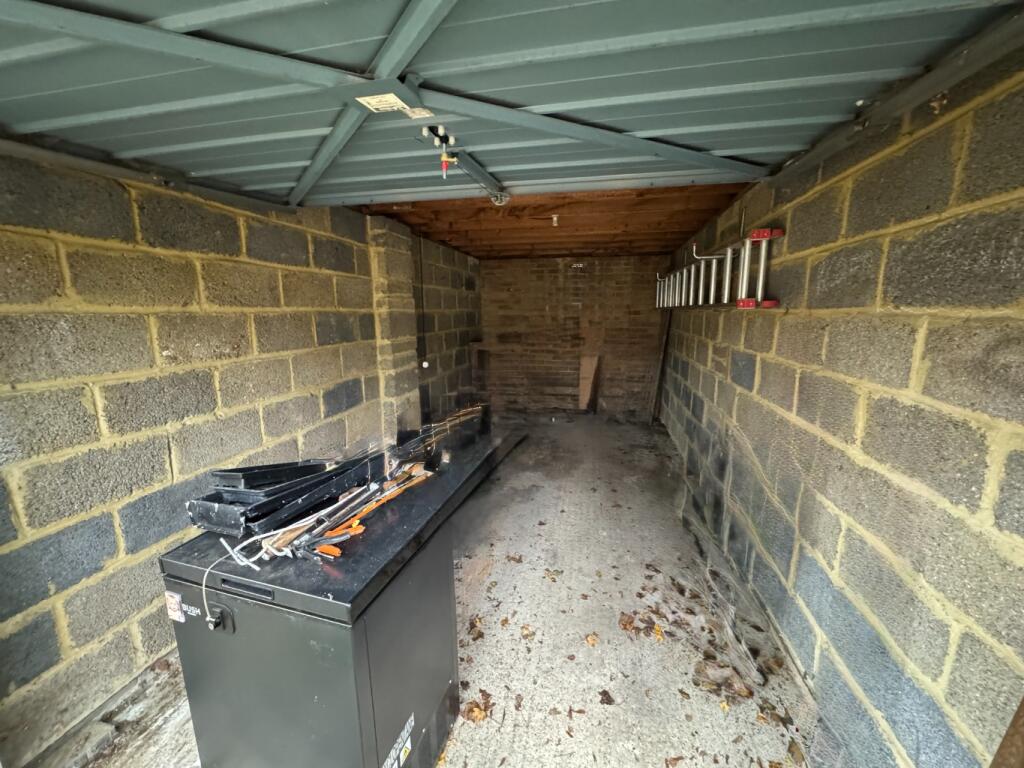 Additional image 19 of Manor Forstal, New Ash Green, Longfield, Kent, DA3 8JQ