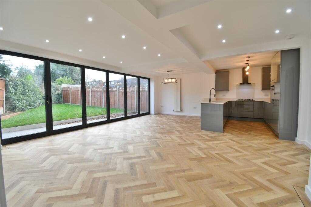 Additional image 6 of St. Nicholas Road, Radford Semele, Leamington Spa