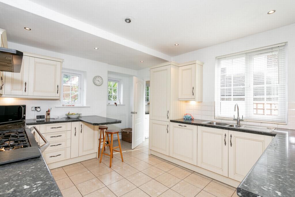 Additional image 9 of Seabrook Road, Hythe, CT21